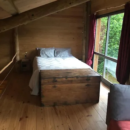 Ribeira Delos Lodge *