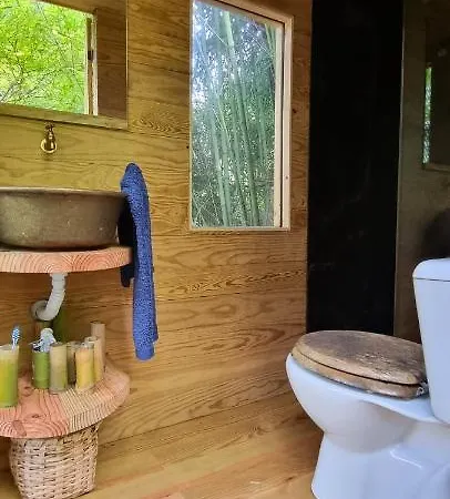 Lodge Ribeira Delos
