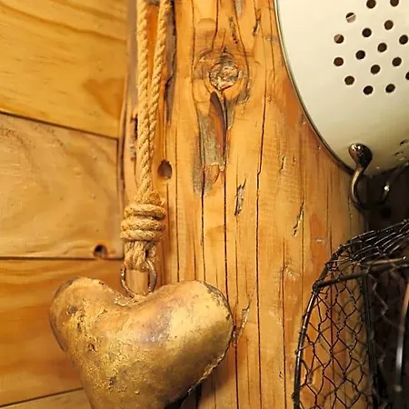 Lodge Ribeira Delos