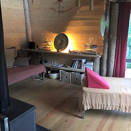 Lodge Ribeira Delos *