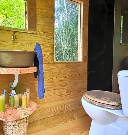 Ribeira Delos Lodge *