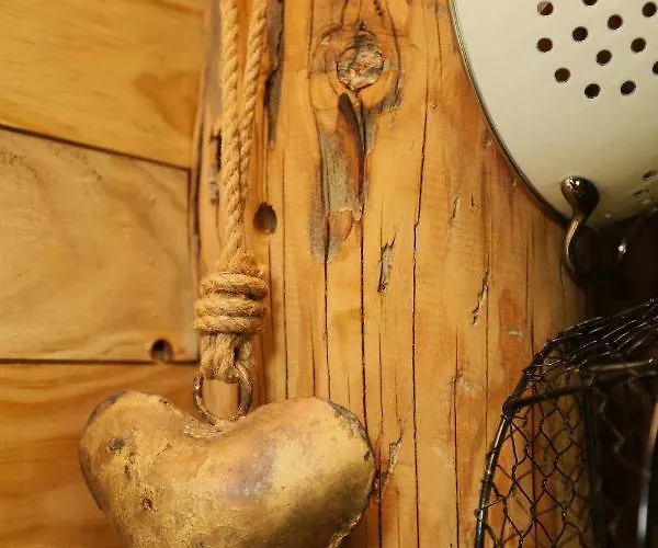 بيت خشبي Ribeira Delos *