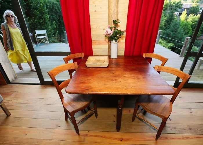 Ribeira Delos Lodge *