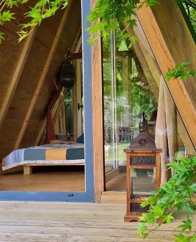 Ribeira Delos Lodge *